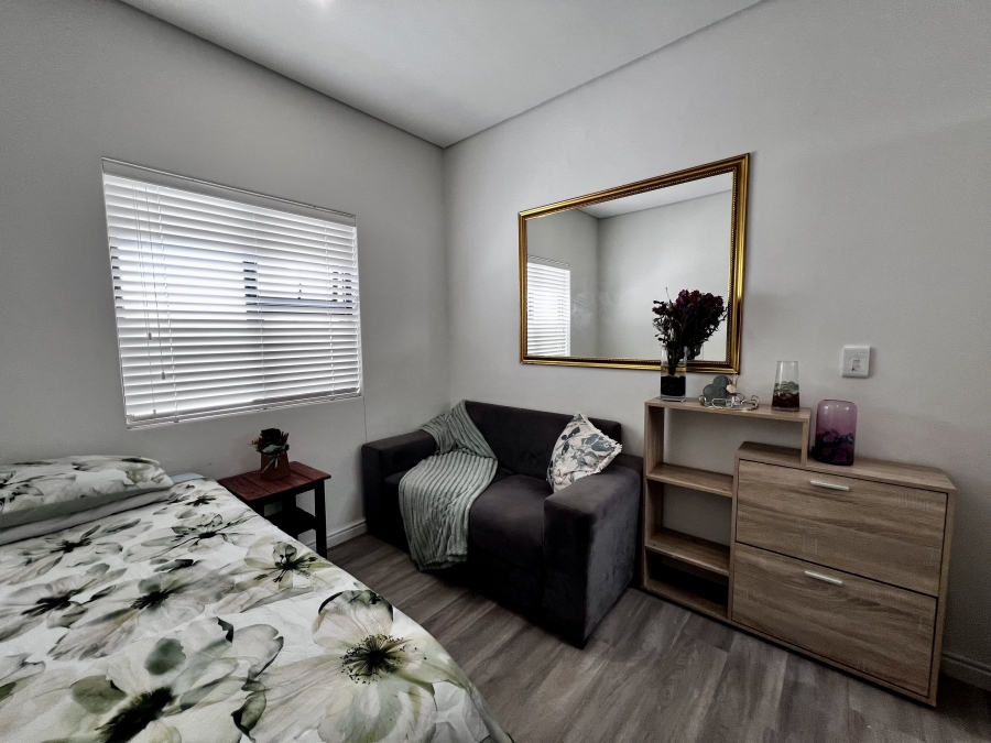 To Let 4 Bedroom Property for Rent in Sandown Western Cape